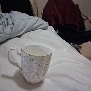 Royal Albert Elegant White and Gold Floral Mug